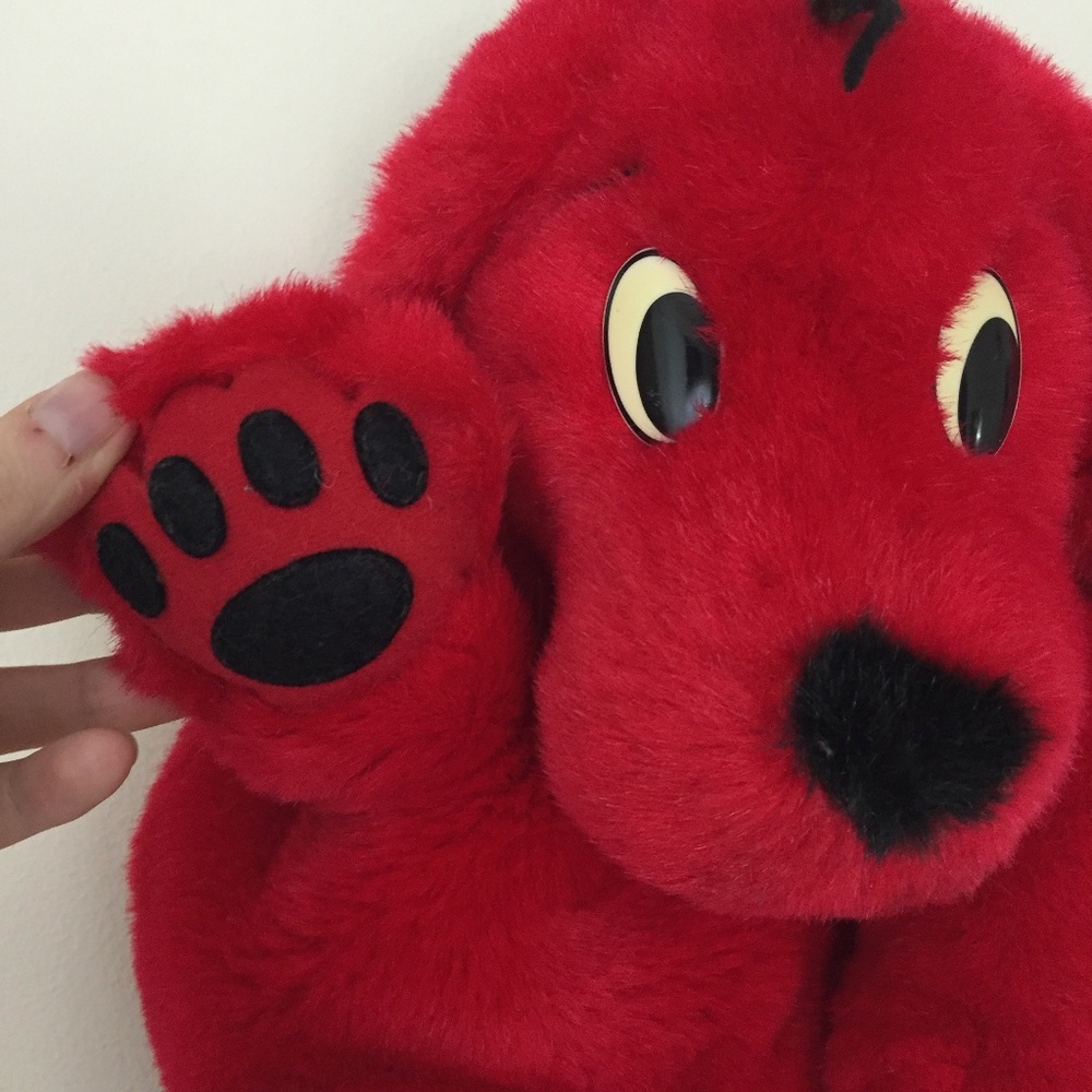!SOLD! Vintage 90's Clifford Plush Backpack - Picture 3 of 7